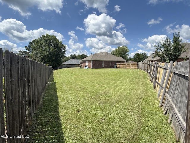 302 Chatfield Cv, Madison, MS 39110 - view of yard