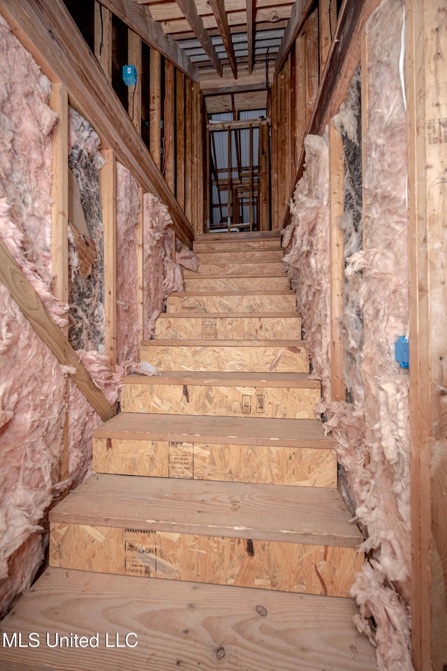 134 Lynne Ln, Lucedale, MS 39452 - view of stairway