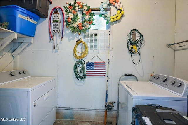 2709 Burma Dr, Pearl, MS 39208 - washroom with washing machine and dryer