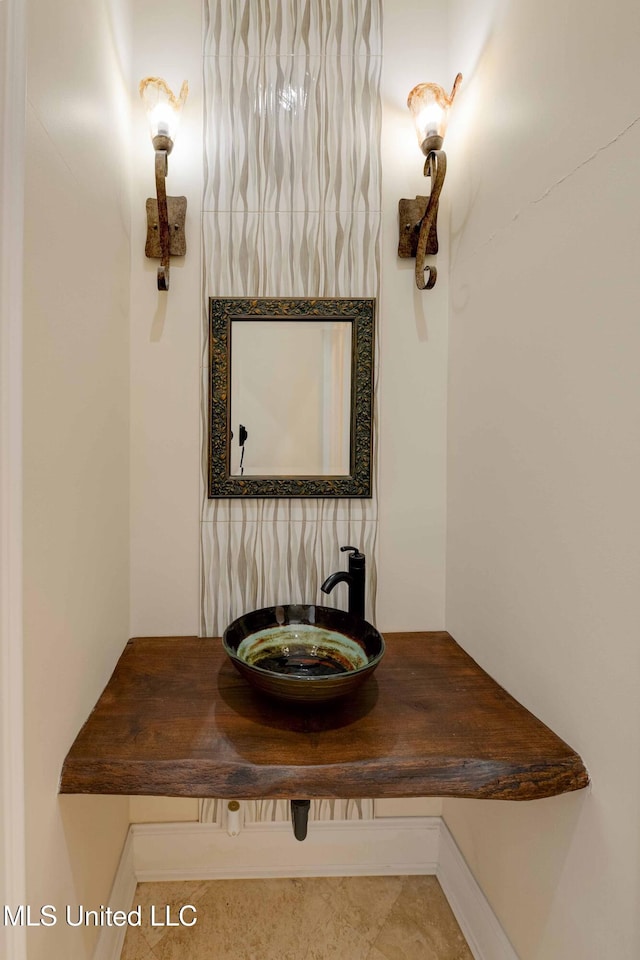 11281 Rd 468, Philadelphia, MS 39350 - interior details featuring sink