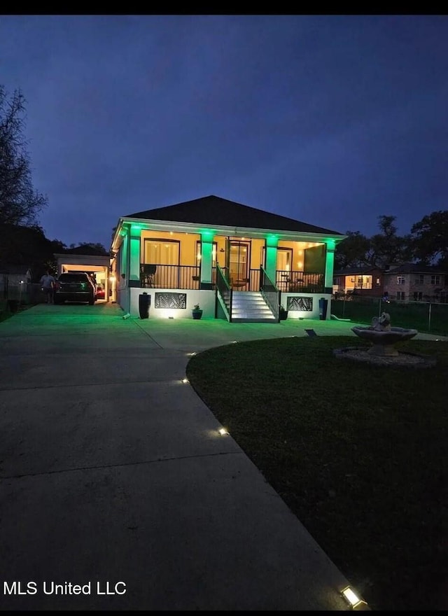 view of front of home featuring covered porch