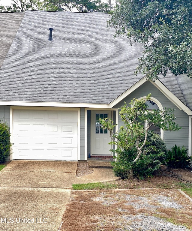 view of front of house