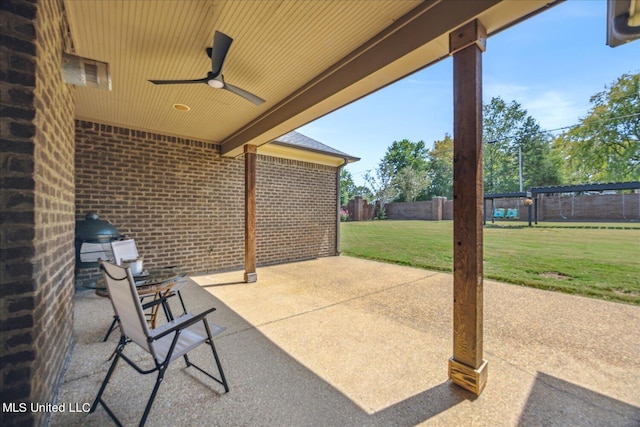 view of patio / terrace with ceiling fan