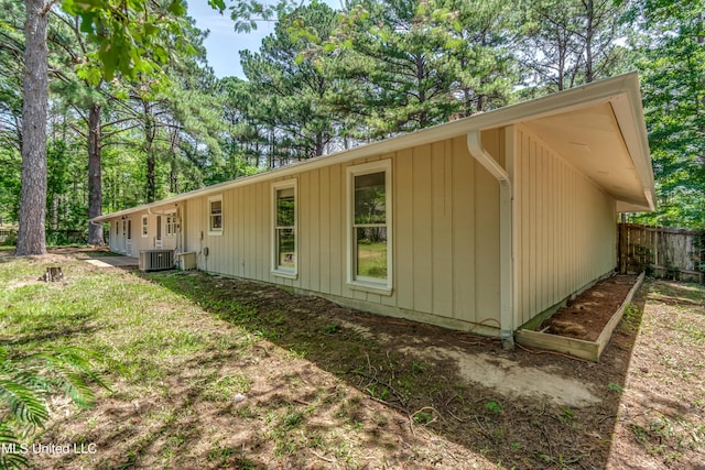 551 Holly Bush Rd, Brandon, MS 39047 - view of property exterior with central AC unit and fence