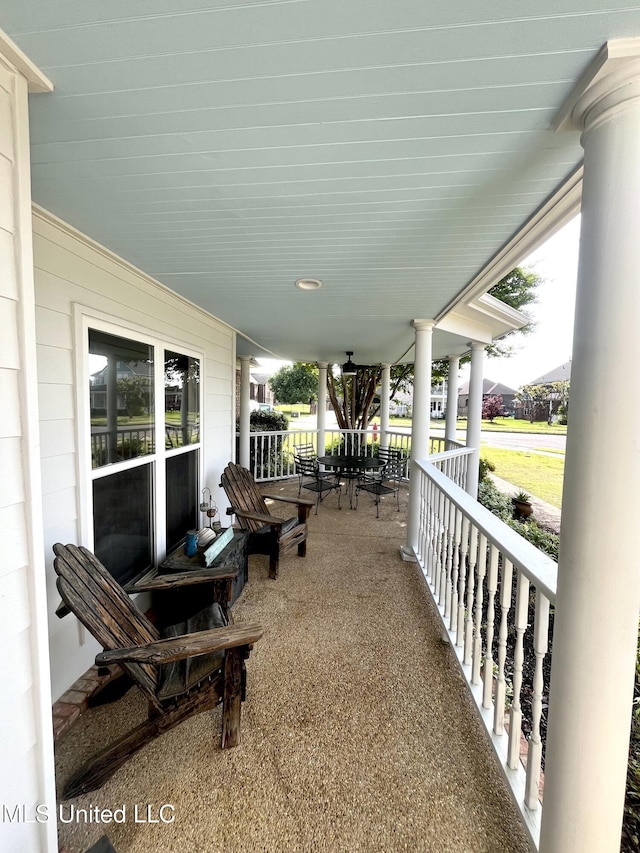 4896 Park N Dr, Olive Branch, MS 38654 - view of patio featuring covered porch