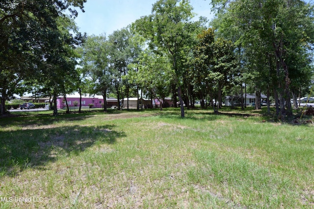 2109 School St, Ocean Springs, MS 39564