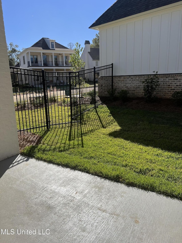 view of yard with fence