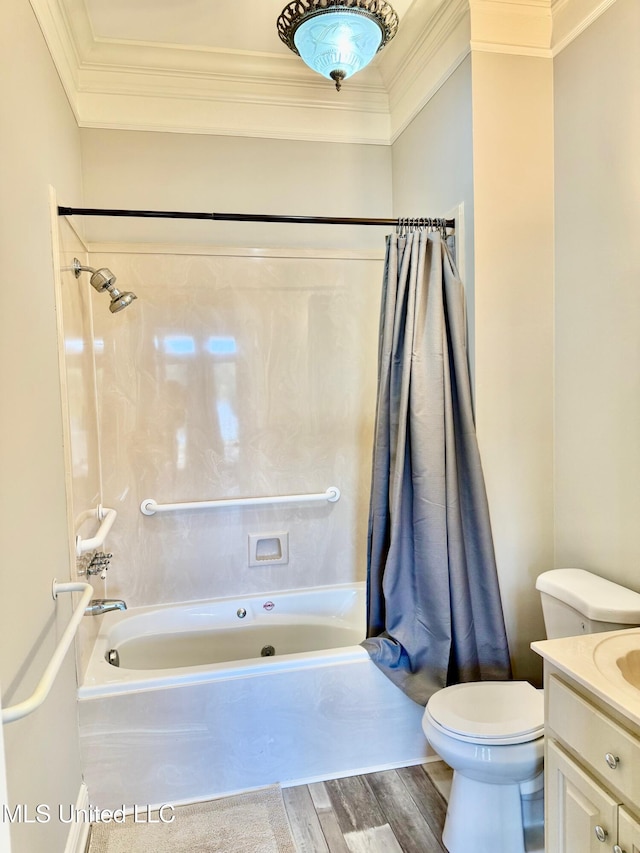 full bathroom featuring crown molding, shower / bath combo with shower curtain, wood-type flooring, and toilet