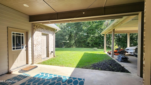 view of yard with a patio area