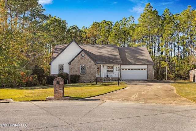 view of front facade featuring a garage and a front lawn