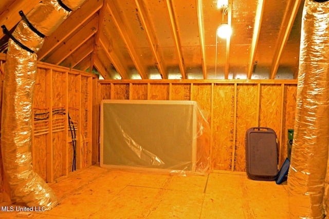 1088 S Red Banks Rd, Byhalia, MS 38611 - view of below grade area