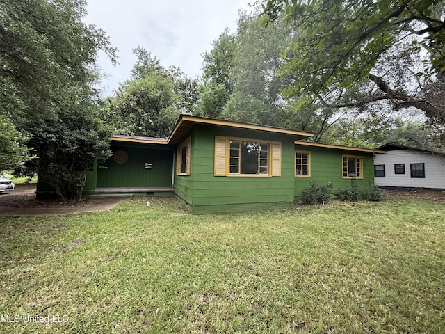 4189 Del Rosa Dr, Jackson, MS 39206 - view of front of house with a front yard