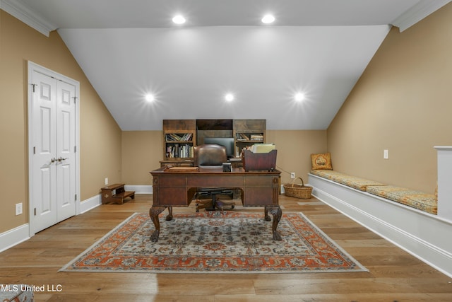 2629 Park View Dr, Biloxi, MS 39531 - office with vaulted ceiling, baseboards, wood finished floors, recessed lighting, and ornamental molding
