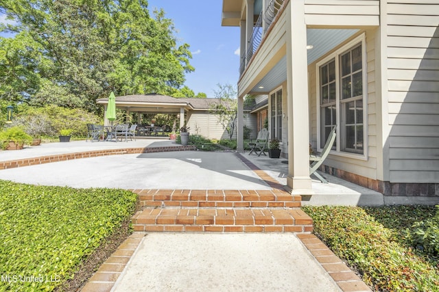 2629 Park View Dr, Biloxi, MS 39531 - view of patio with a gazebo