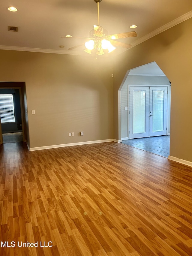 interior space featuring visible vents, recessed lighting, baseboards, light wood-type flooring, and a ceiling fan