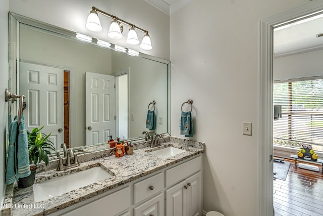 865 Wellington Way, Madison, MS 39110 - full bath featuring double vanity and wood finished floors