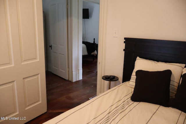 1009 Resca De La Palma St, Pascagoula, MS 39567 - bedroom with wood finished floors