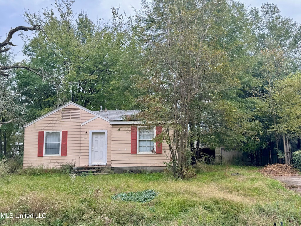 view of front of house