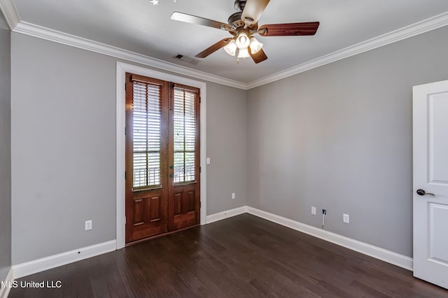 101 Commons Pl, Ridgeland, MS 39157 - spare room featuring a ceiling fan, visible vents, baseboards, ornamental molding, and dark wood-style floors