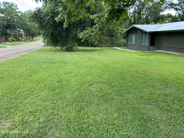 600 Jackson Ave, Mccomb, MS 39648 - view of green lawn