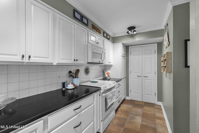 kitchen with decorative backsplash, white cabinetry, white appliances, and crown molding