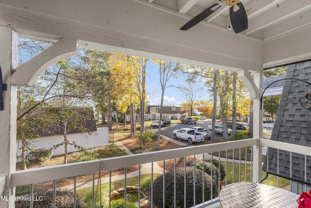 balcony with ceiling fan