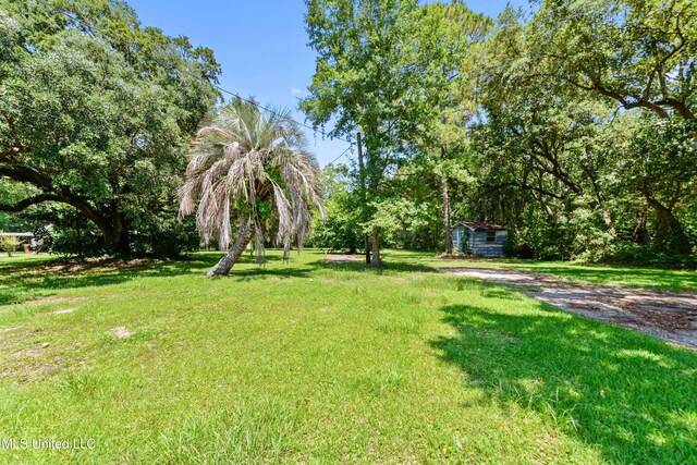 390 Clarence Ave, Pass Christian, MS 39571