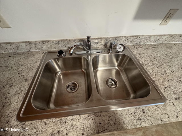 room details with sink