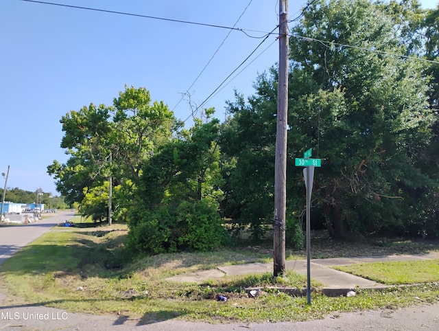 2001 30th St, Gulfport, MS 39501