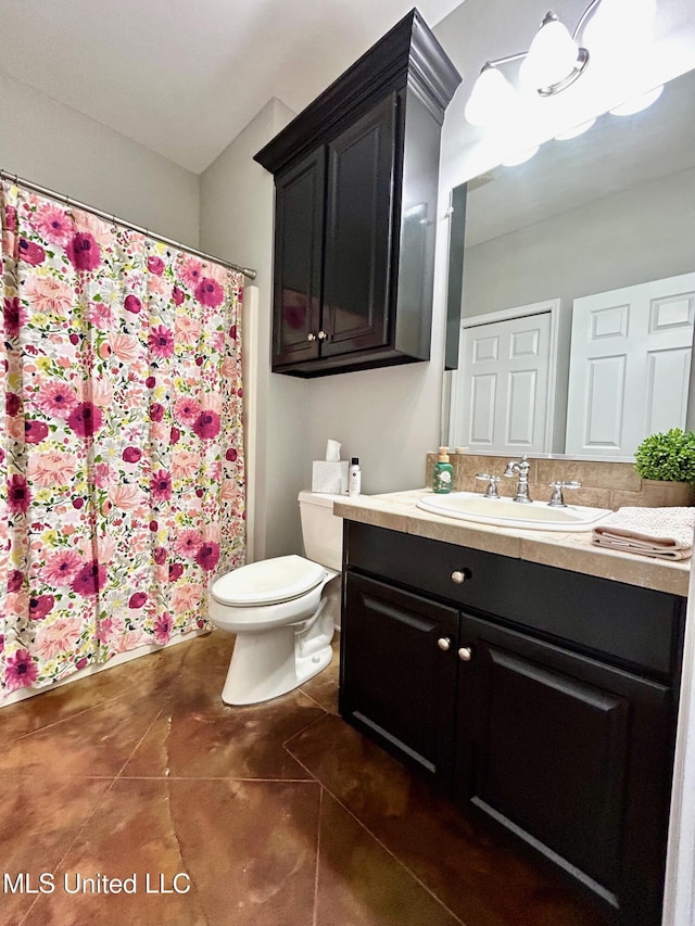 6520 Pleasant Grove Rd, Carthage, MS 39051 - full bath featuring vanity, tile patterned flooring, and a shower with curtain
