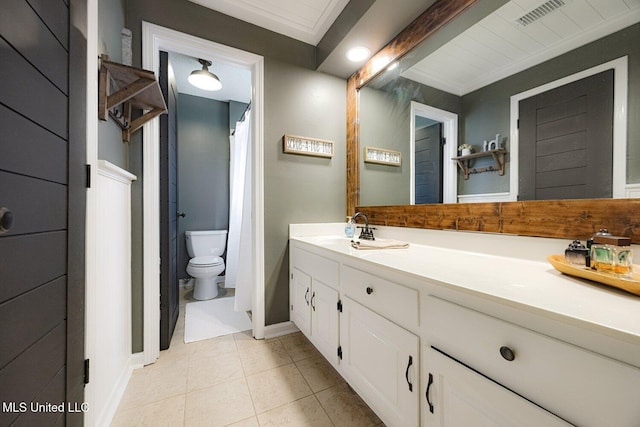 7101 Blue Grass Rd, Olive Branch, MS 38654 - bathroom featuring vanity and tile patterned floors