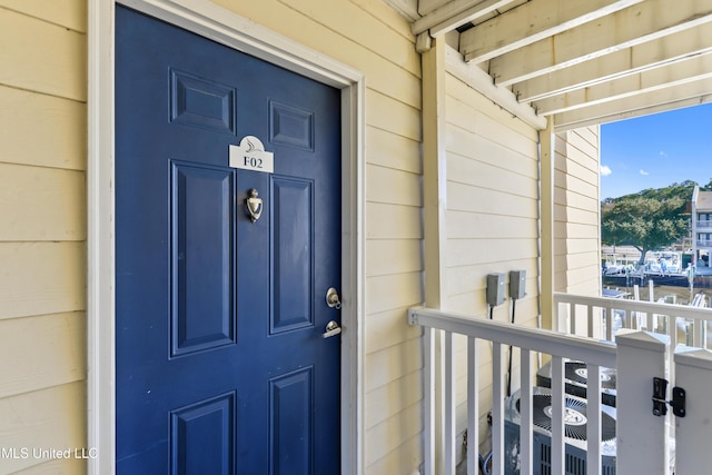 view of property entrance