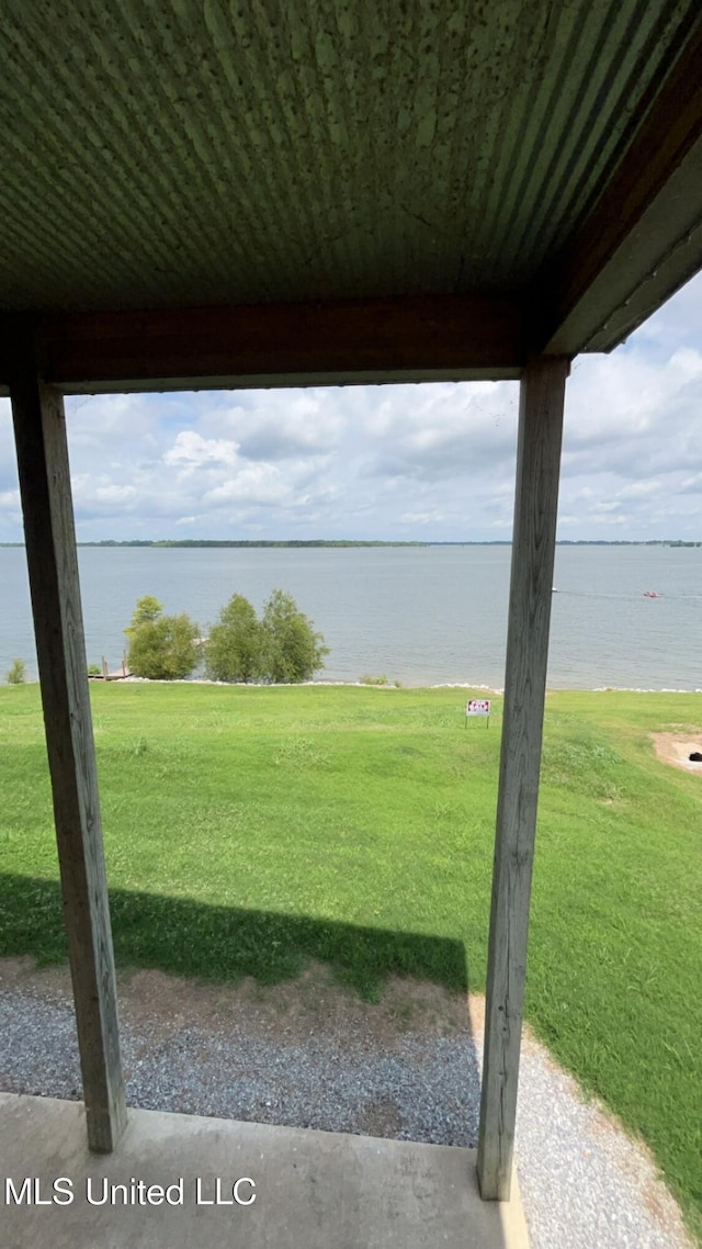 1216 Eagle Lake Shore Rd, Vicksburg, MS 39183