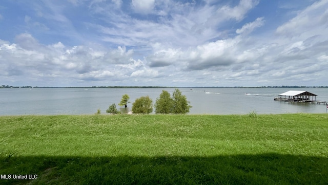 1216 Eagle Lake Shore Rd, Vicksburg, MS 39183