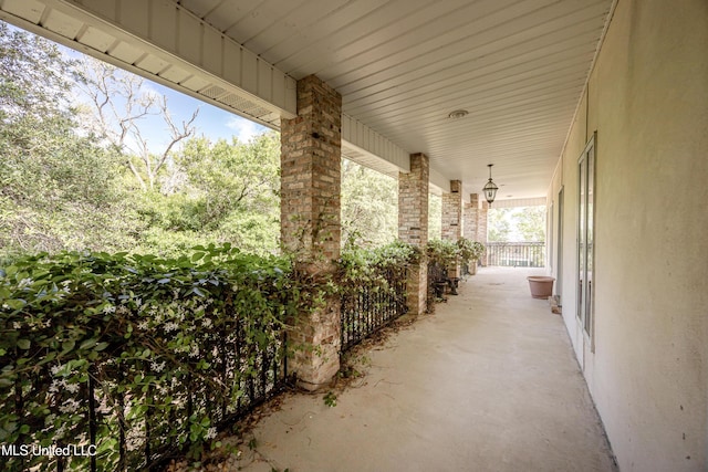 view of patio / terrace with covered porch