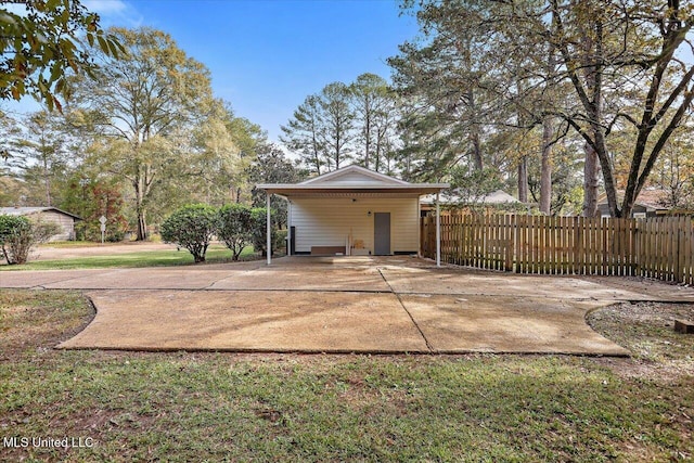 exterior space featuring a carport