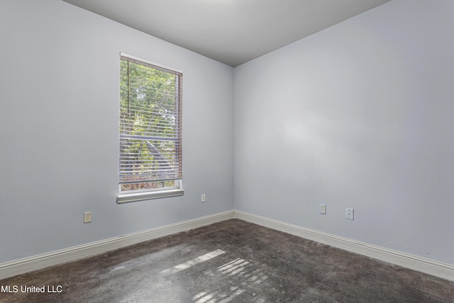 2948 Magnolia Ct, Gulfport, MS 39507 - spare room with healthy amount of natural light and baseboards
