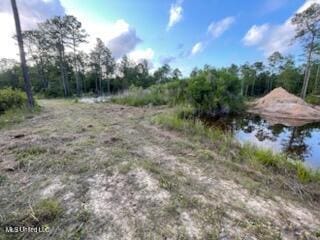 12409 Lorraine Rd, Biloxi, MS 39532