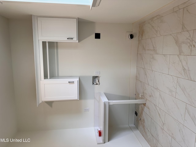 1805 Bakersfield Way, Nesbit, MS 38651 - view of laundry area