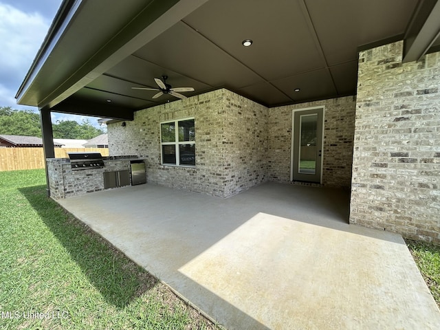 3076 Highland Ave, Diberville, MS 39540 - view of patio / terrace with ceiling fan