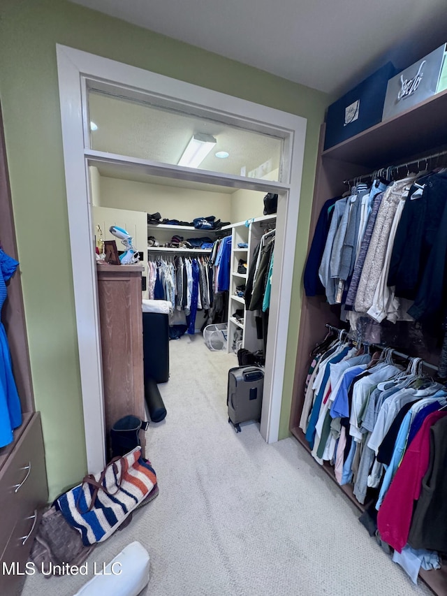 236 Sawbridge Dr, Ridgeland, MS 39157 - walk in closet featuring carpet flooring