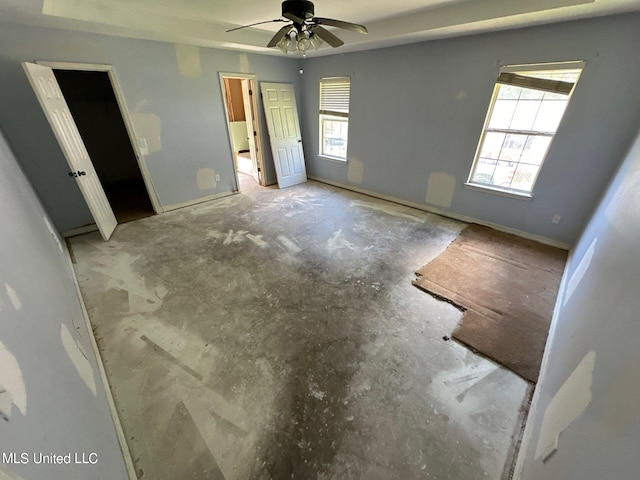 unfurnished bedroom with ceiling fan