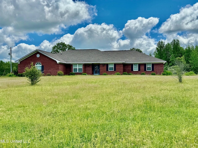3820 Beamon Rd, Kosciusko, MS 39090 - single story home featuring brick siding and a front lawn