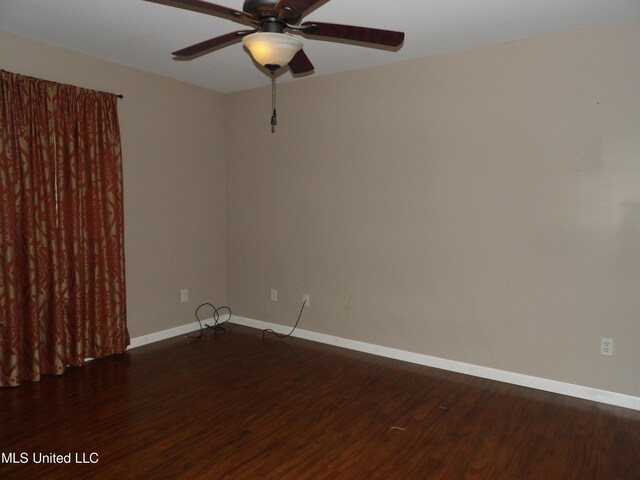 3820 Beamon Rd, Kosciusko, MS 39090 - spare room featuring baseboards, wood finished floors, and a ceiling fan