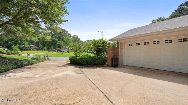 555 Rusk Dr, Brandon, MS 39047 - view of garage