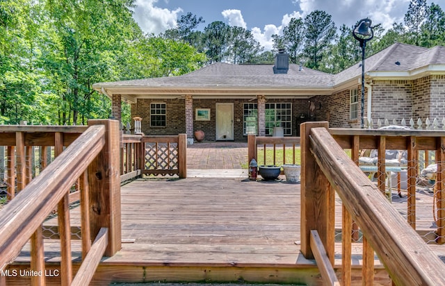 354 Lakeway Dr, Brandon, MS 39047 - view of wooden deck