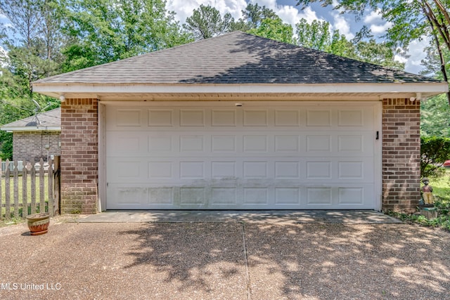 354 Lakeway Dr, Brandon, MS 39047 - view of garage