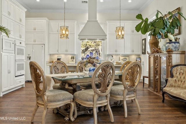 dining area with visible vents, ornamental molding, dark wood-type flooring, and recessed lighting