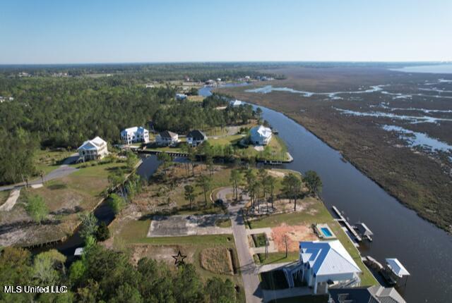 1446 Hanakealoha Pl, Diamondhead, MS 39525