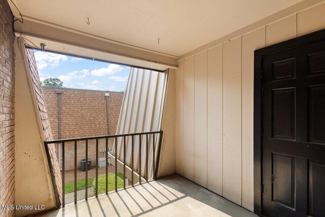 5155 Wayneland Dr Unit F6, Jackson, MS 39211 - view of balcony